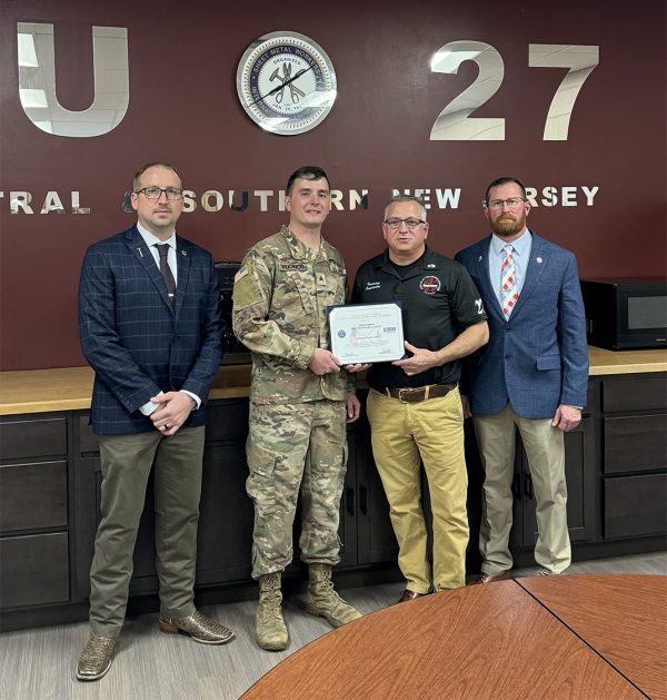Training coordinator honored with Patriot Award for support of Guard ...